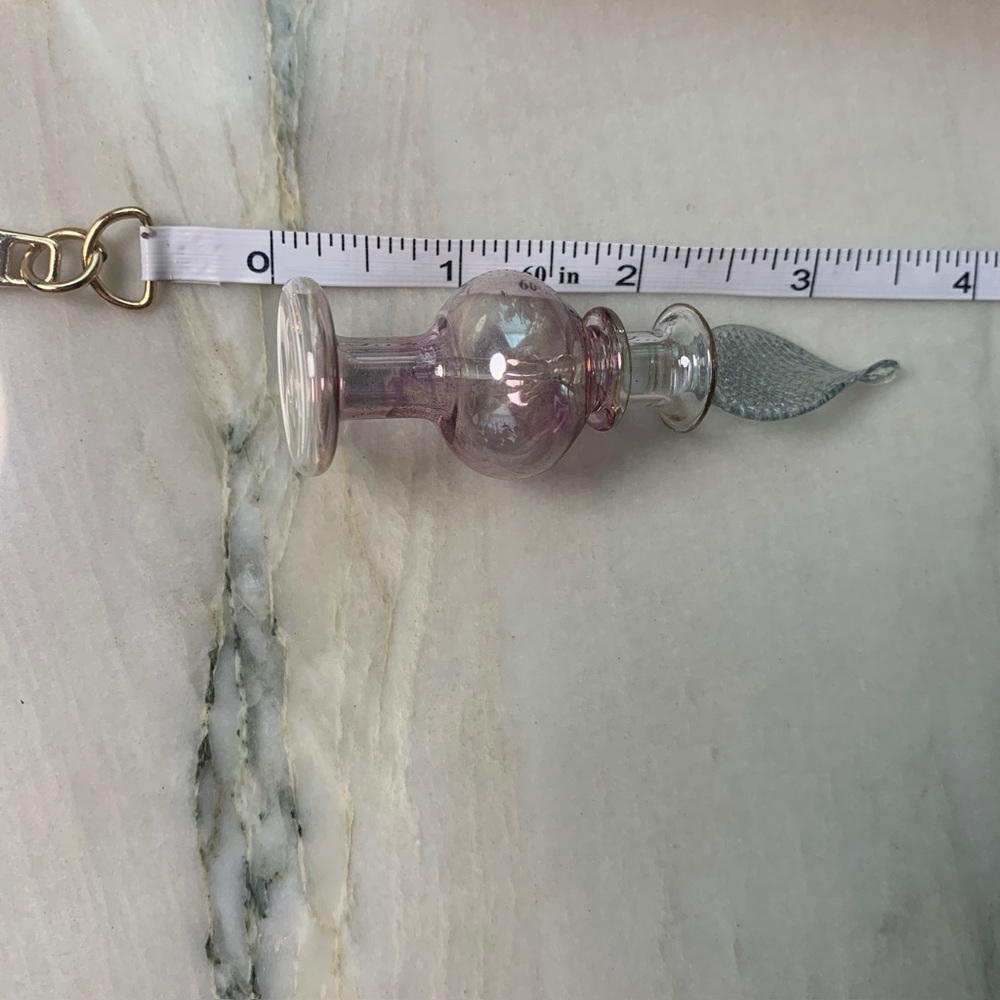 2202 Elegant Pink Glass Mini Perfume Bottle - Picture 3 of 7